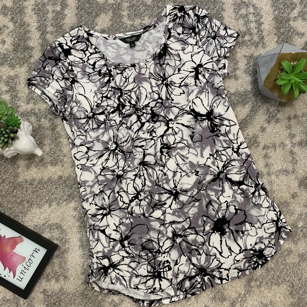 Simply Vera Vera Wang | velvet floral print tshirt